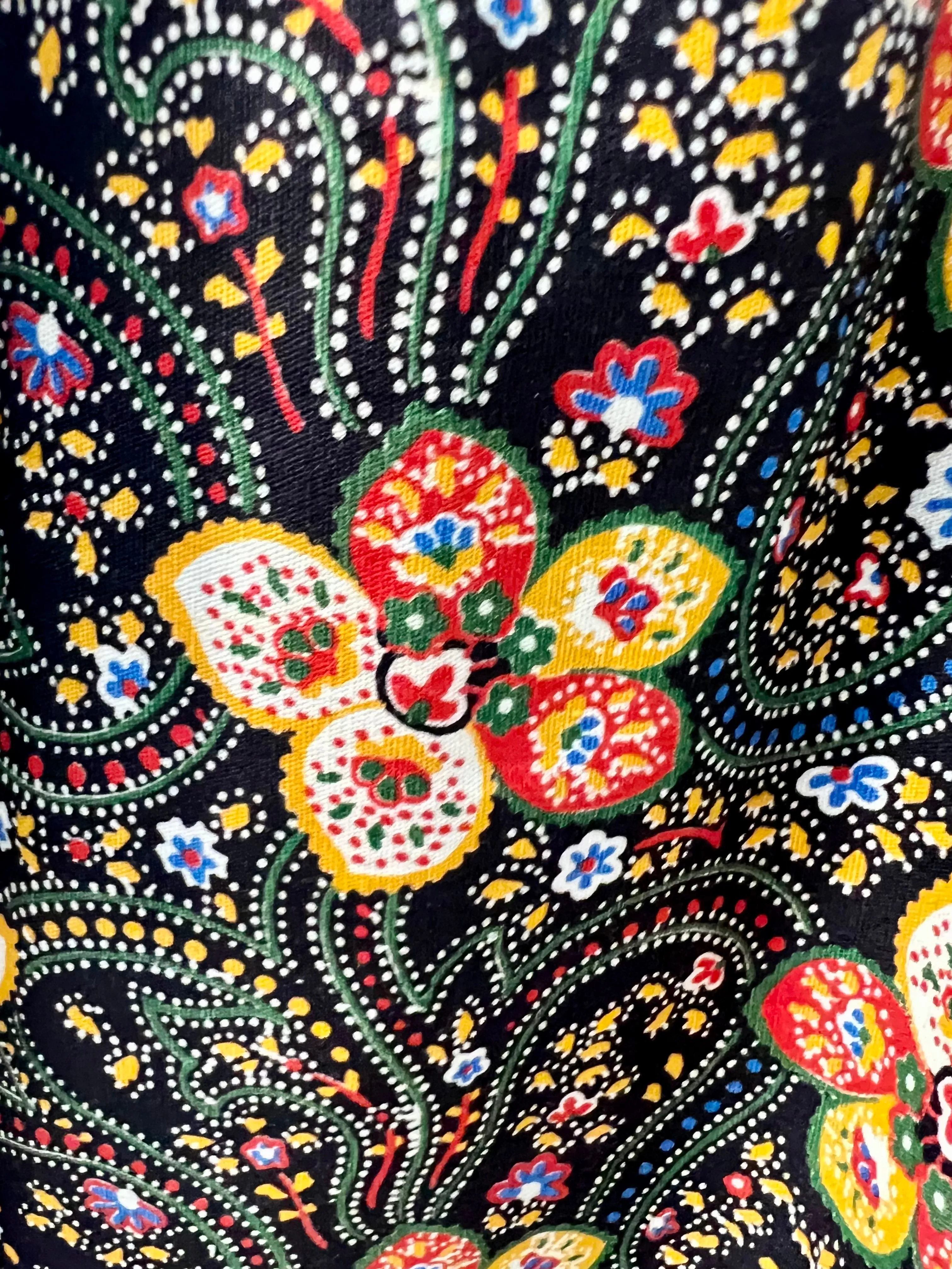 70’s Black with Red And Yellow Cinch Elastic Small Flowers Waist Skirt