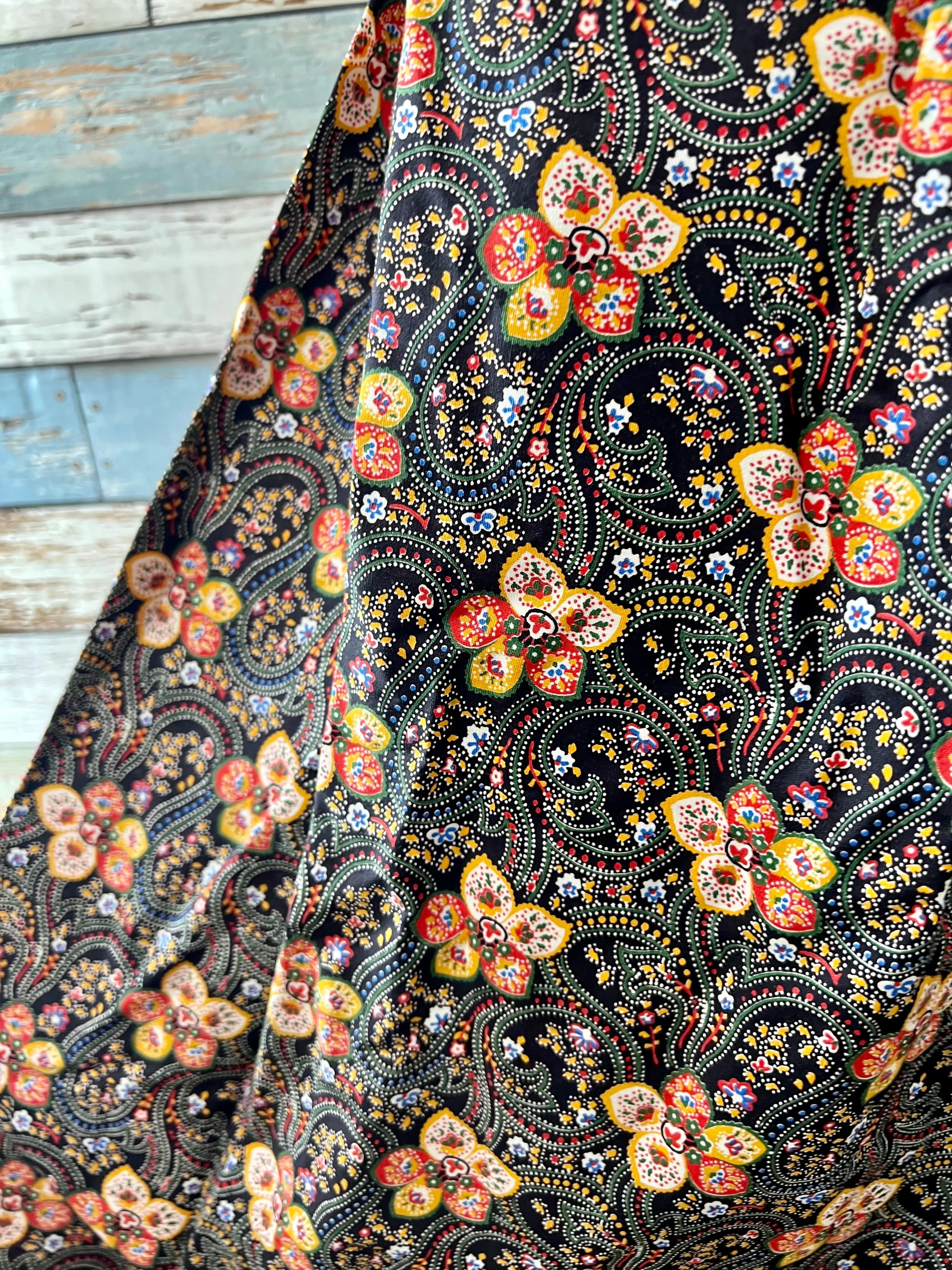 70’s Black with Red And Yellow Cinch Elastic Small Flowers Waist Skirt