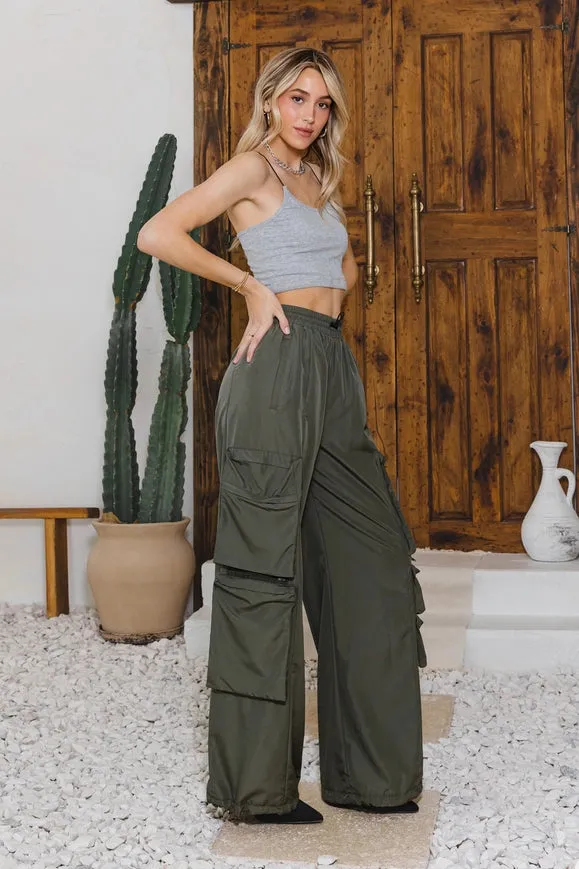 Active Cargo Pants with Adjustable String Olive