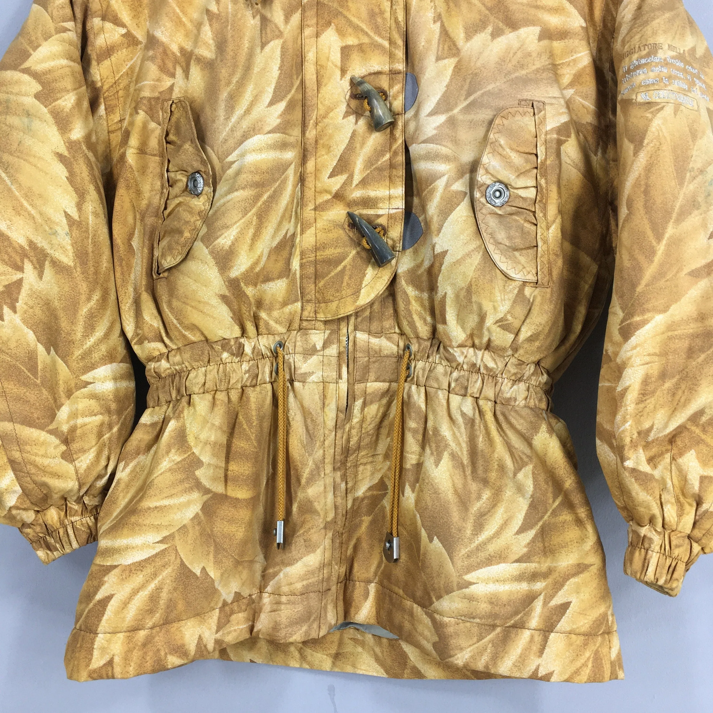 Courmayeur Abstract Ski Wear Hoodie Jacket Medium