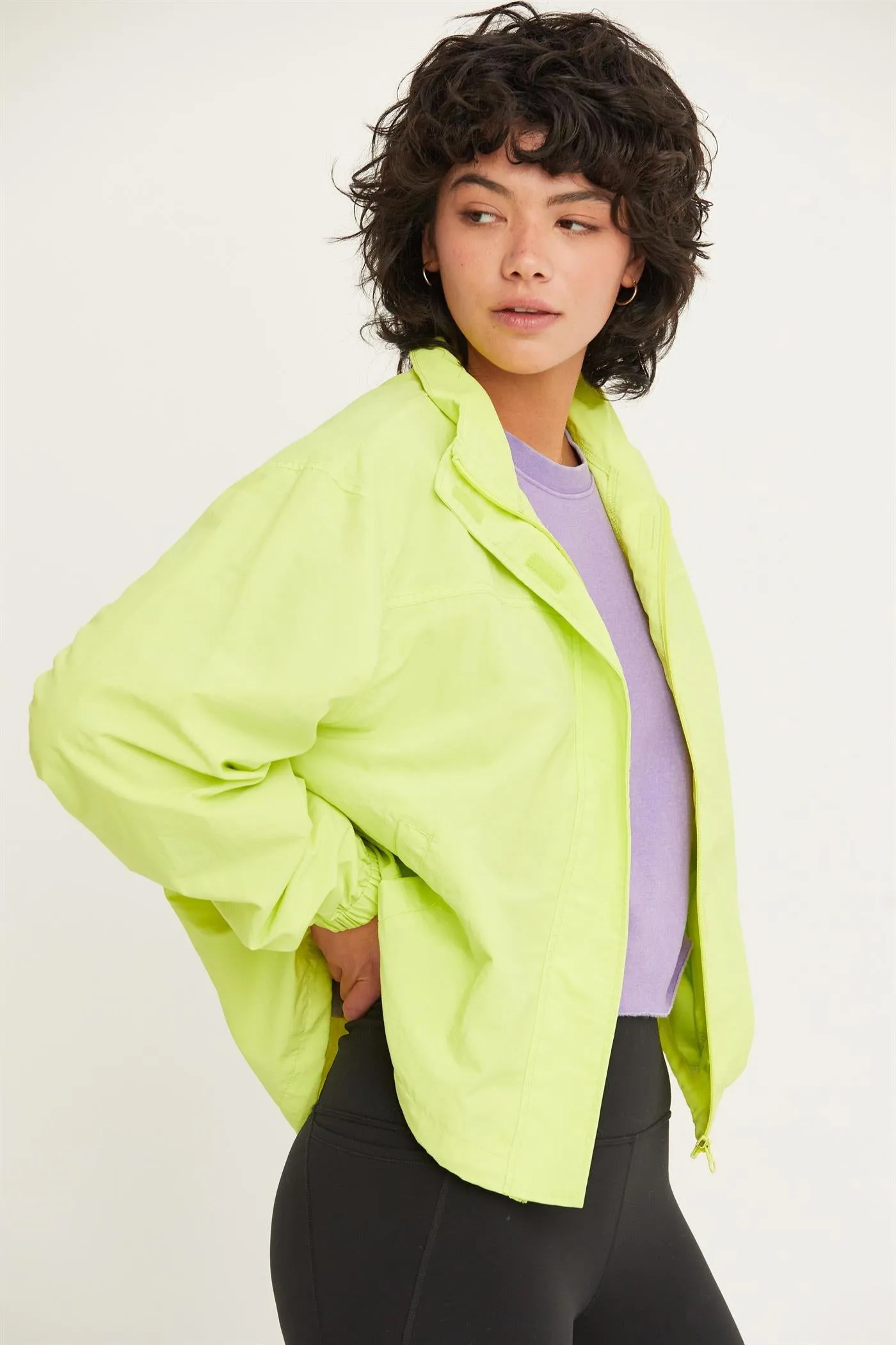 DZ24E606-Cropped Hooded Windbreaker