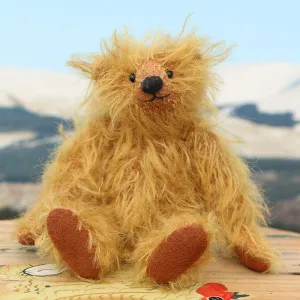 Gussie by Barbara-Ann Bears - 10cm