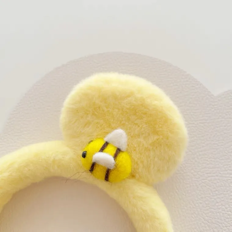 Honey Bear with Bee Winnie the Pooh Headband Lolita Make Up Clean Face