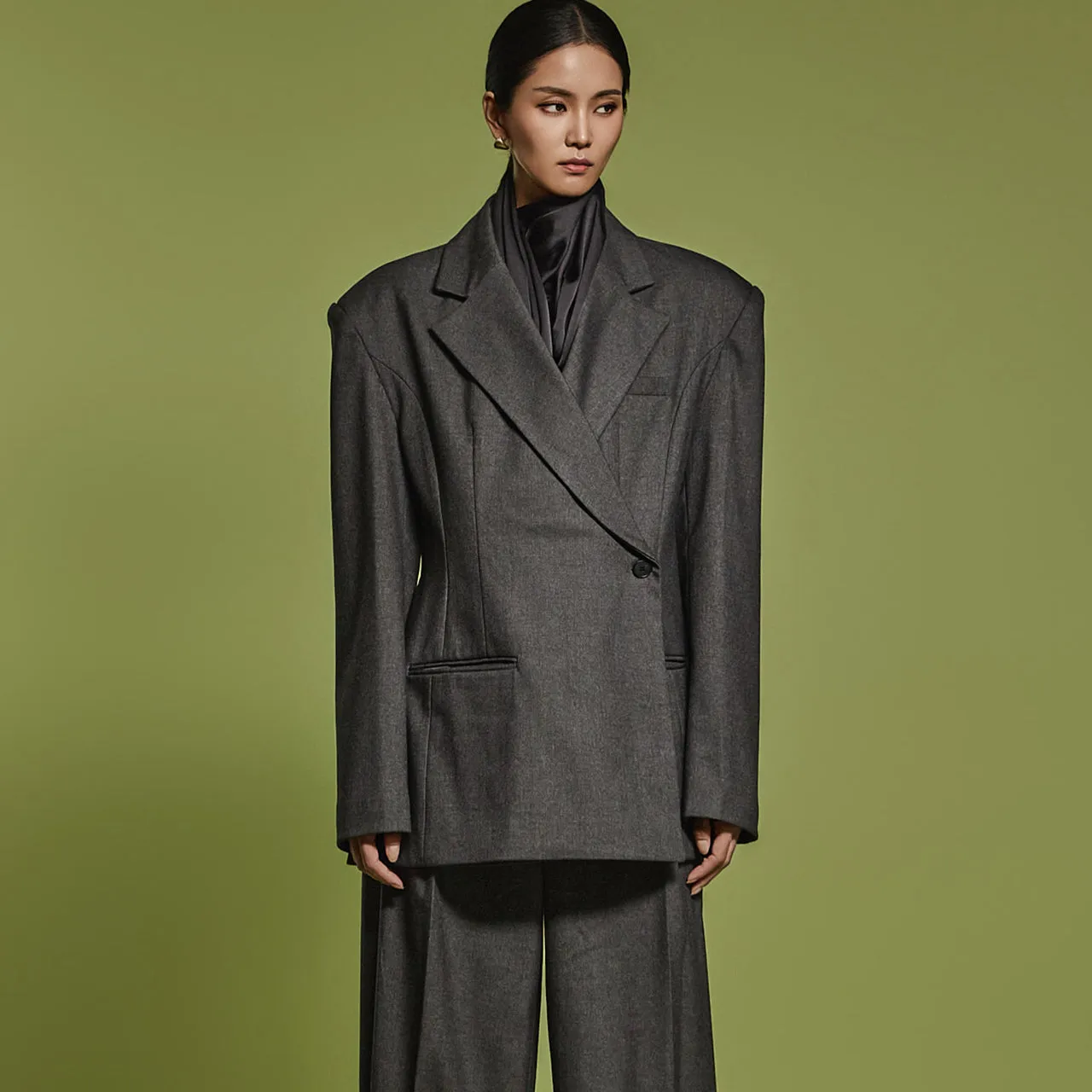 J2493 Side Slit Jacket