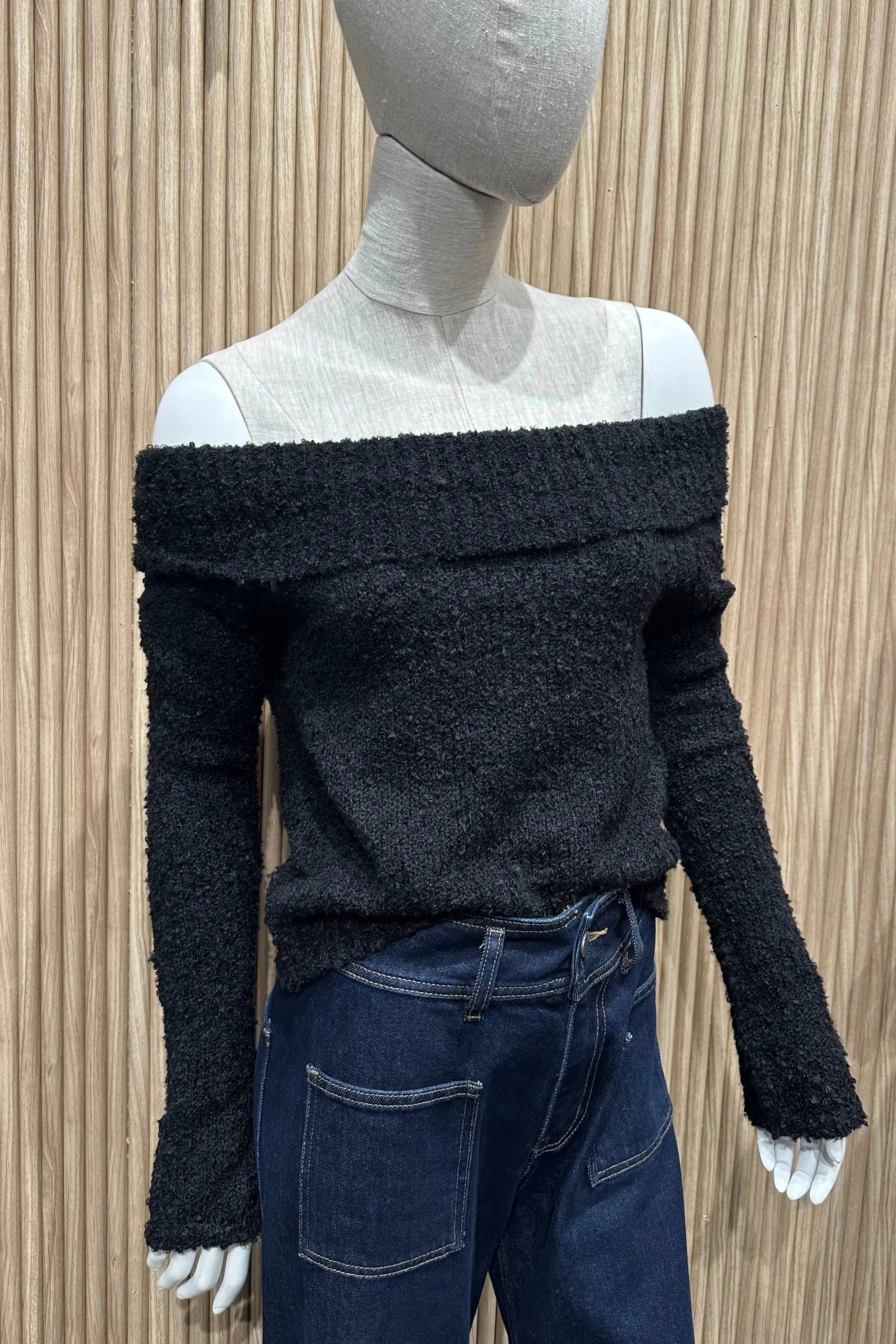 JAYCE BLACK OFF THE SHOULDER SWEATER