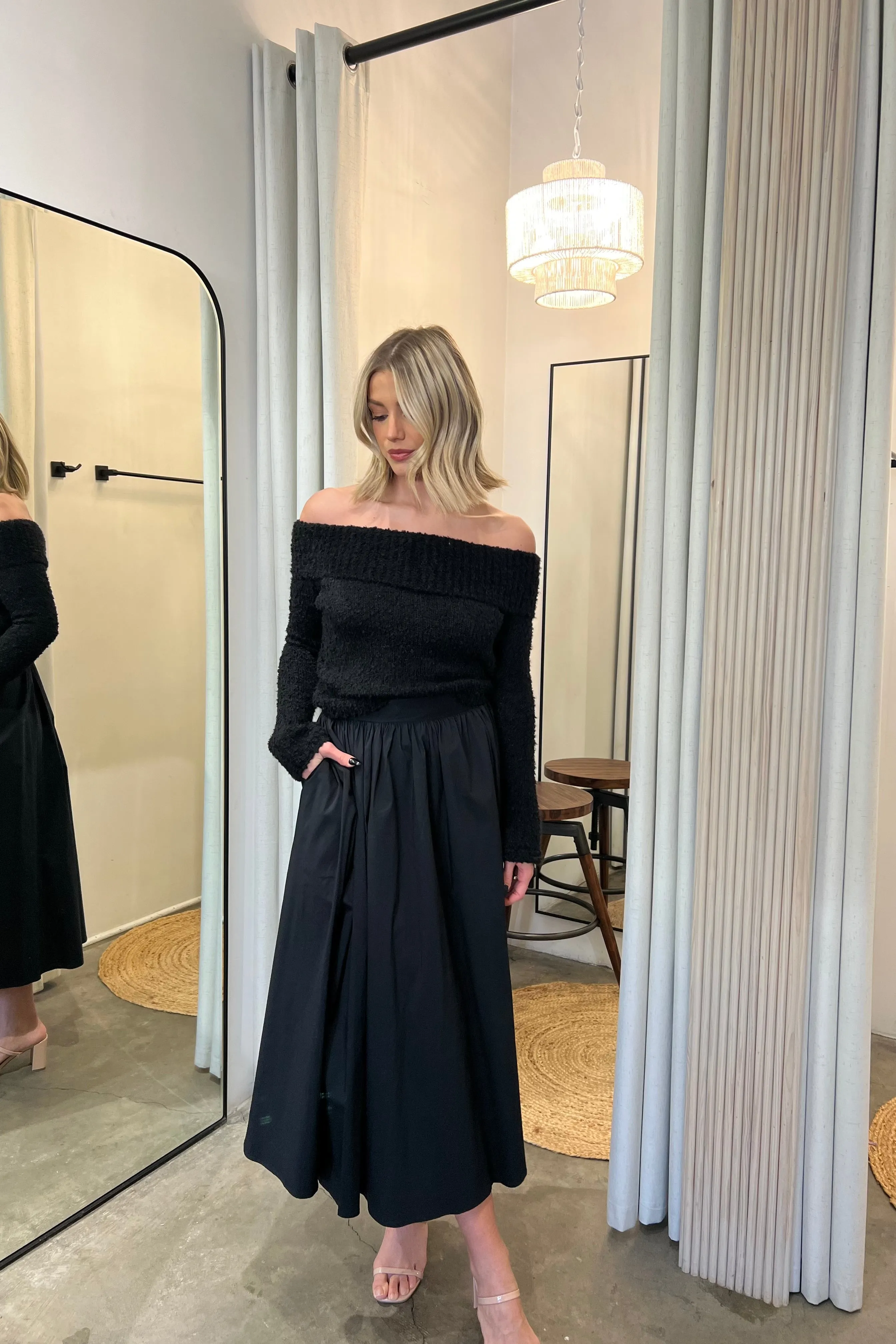 JAYCE BLACK OFF THE SHOULDER SWEATER