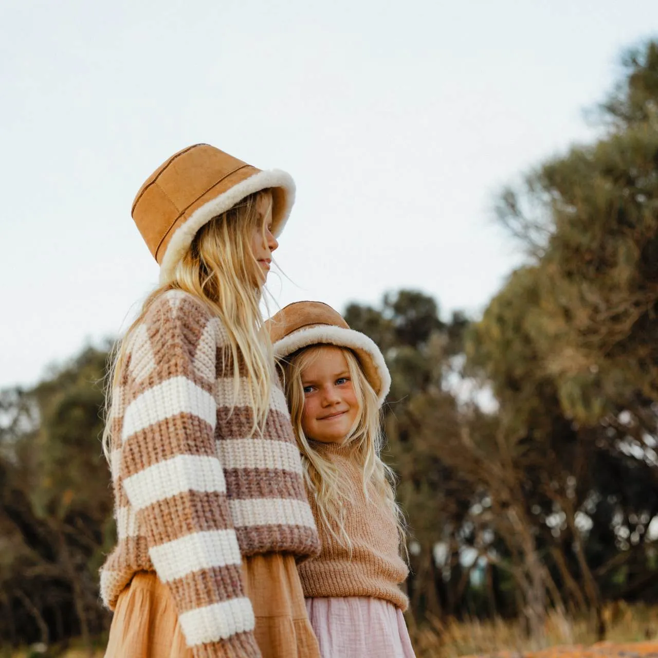 Little Teddy Chestnut | Kids UGG Bucket Hat