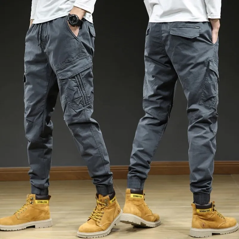 Men's Slim-Fit Multi-Pocket Cargo Pants | Perfect for All Seasons
