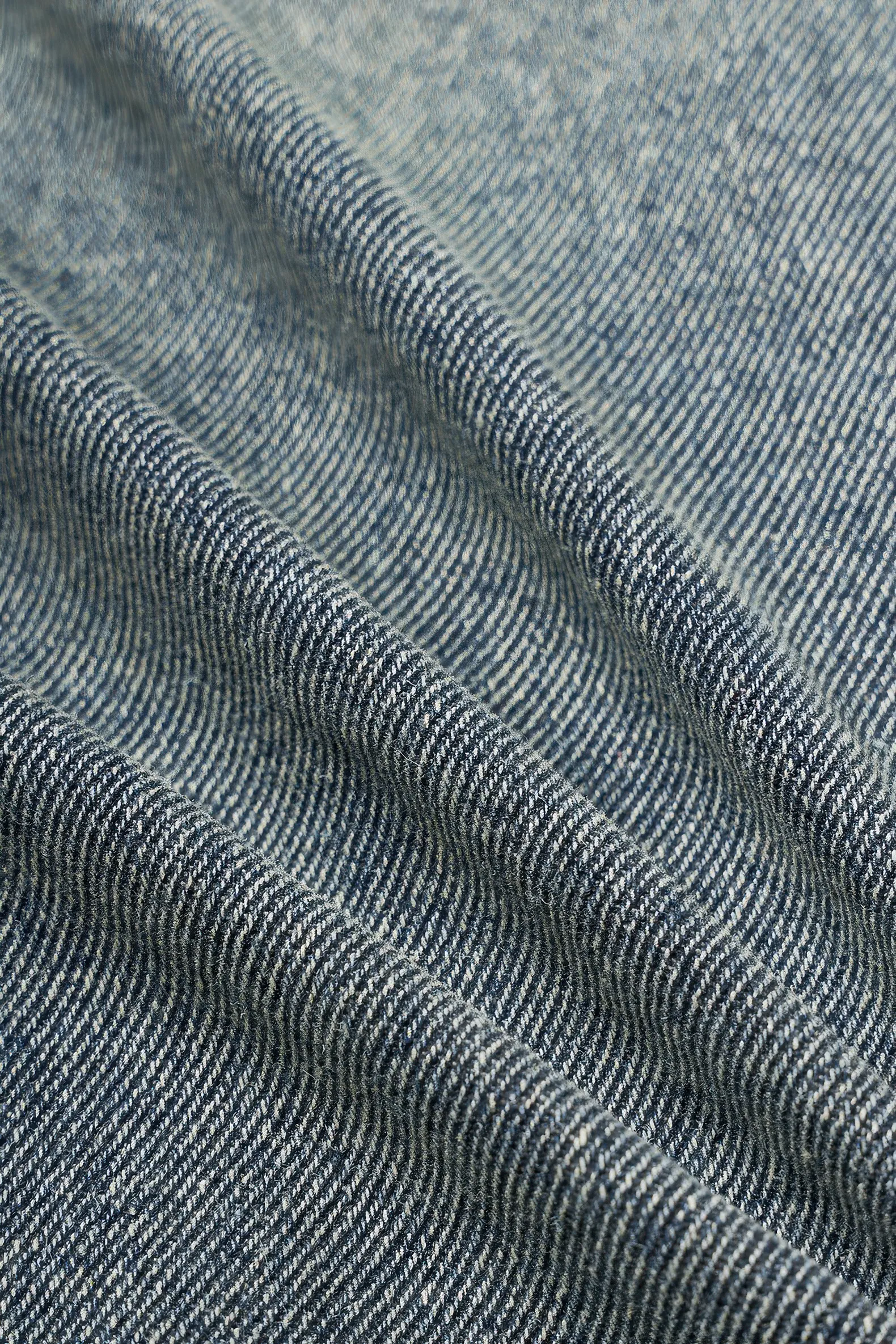 Short Raw Hem Denim Jacket – 2024 Collection